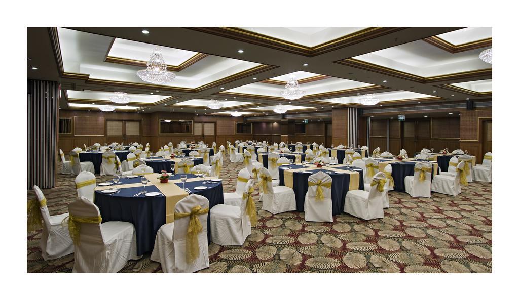 克拉克异国Spa情调度假酒店 Devanahalli 外观 照片
