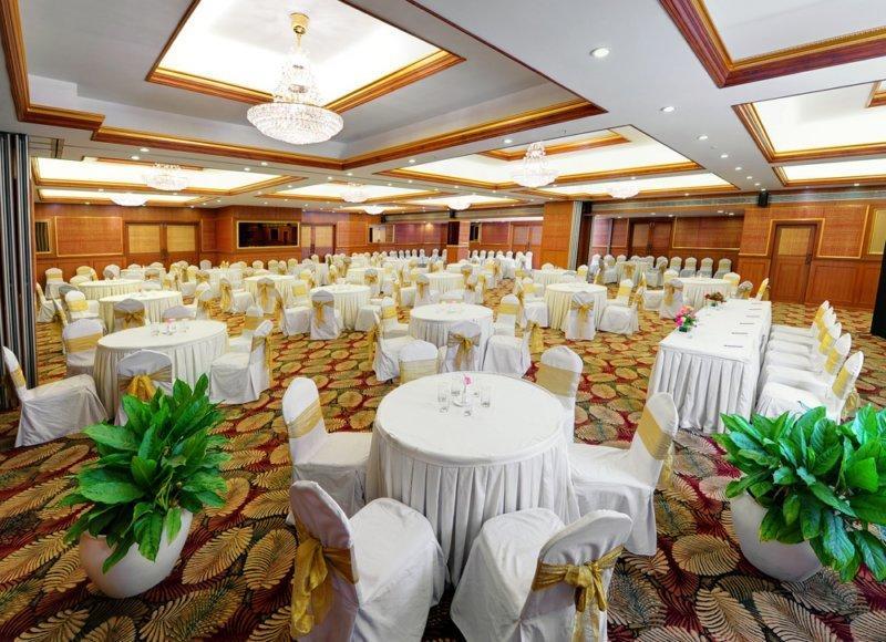克拉克异国Spa情调度假酒店 Devanahalli 外观 照片